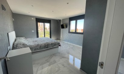 Resale - Villa - La Mata