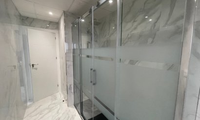 Resale - Villa - La Mata