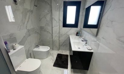 Resale - Villa - La Mata