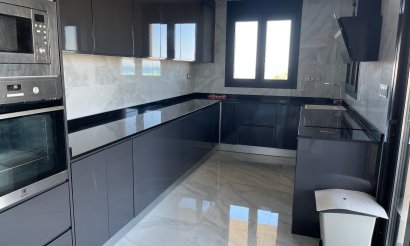 Resale - Villa - La Mata