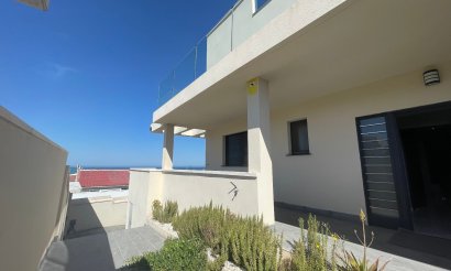 Resale - Villa - La Mata