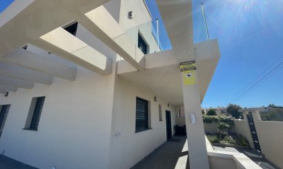 Resale - Villa - La Mata