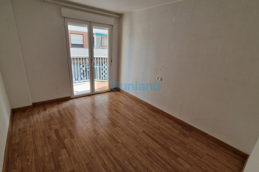 Använda fastigheter - Apartamento - Torrevieja - Acequion