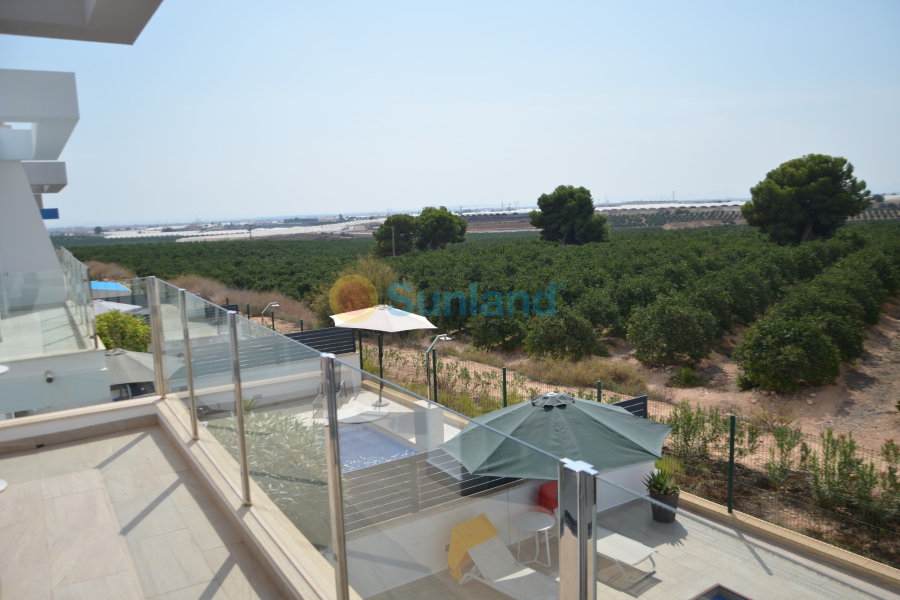 Resale - Villa - Orihuela costa - 