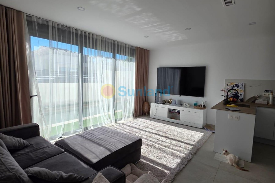 Segunda mano - Chalet - Benijofar