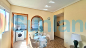 Resale - Apartamento - Torrevieja - Centro