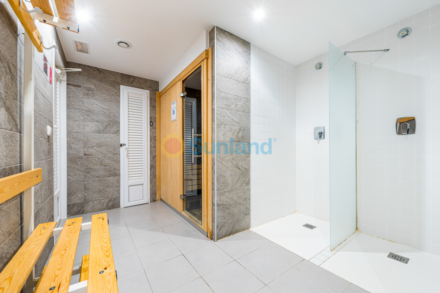 Använda fastigheter - Lägenhet - Orihuela Costa - Punta Prima