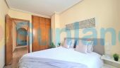 Resale - Apartamento - Torrevieja - Centro