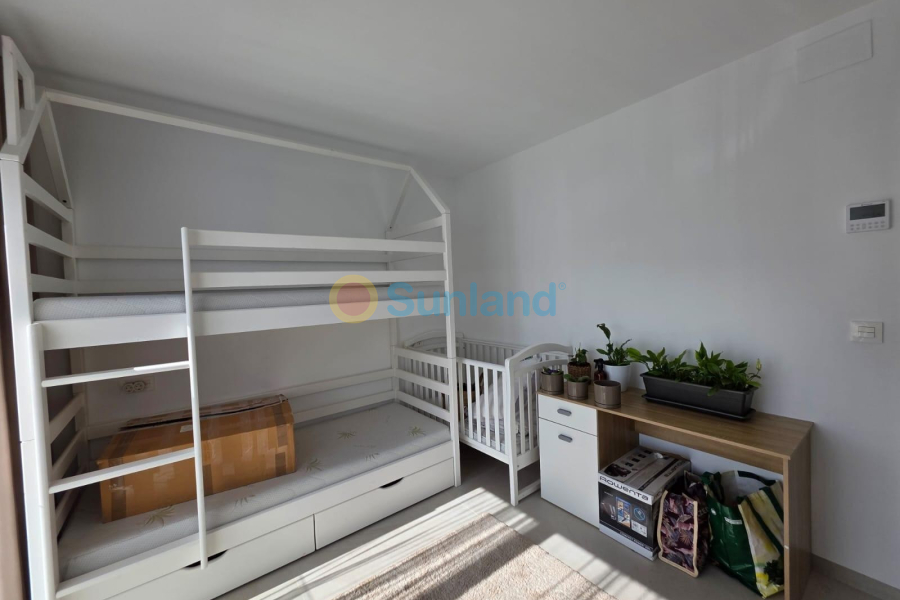 Segunda mano - Chalet - Benijofar