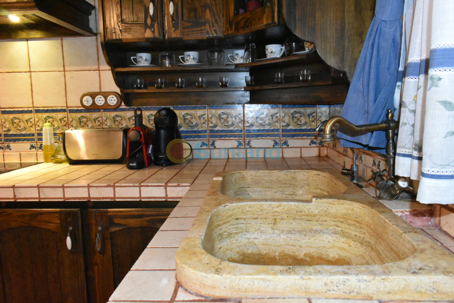 Brukte eiendommer - h - Algorfa