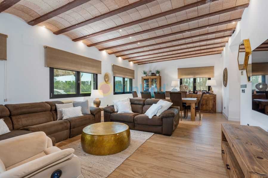 Resale - Villa - Elche/Elx