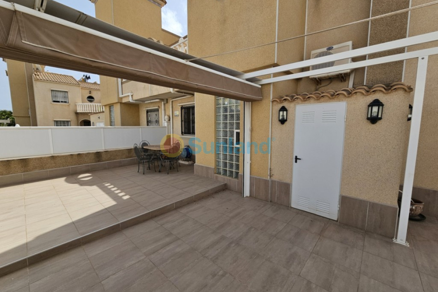 Resale - Villa - Orihuela Costa