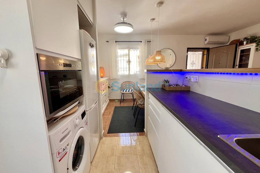 Använda fastigheter - T - Los Montesinos