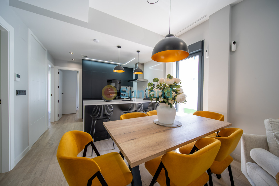 Resale - Apartamento - Torrevieja - Punta Prima