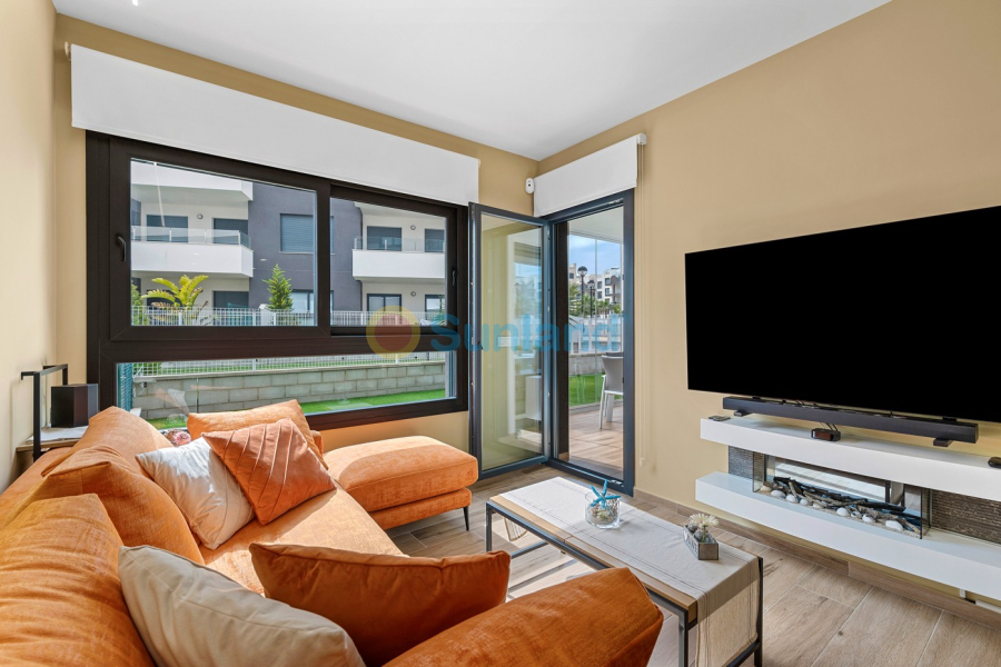 Resale - Apartment - Orihuela Costa - Villamartin