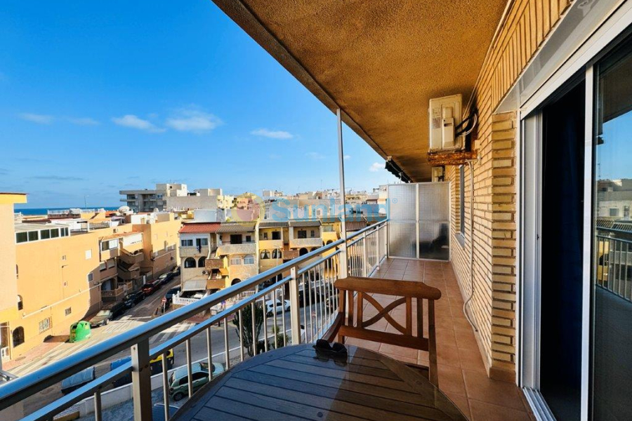 Resale - Apartment - La Mata