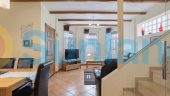 Resale - Villa - Los Montesinos - Los Montesinos - Urb. La Herrada