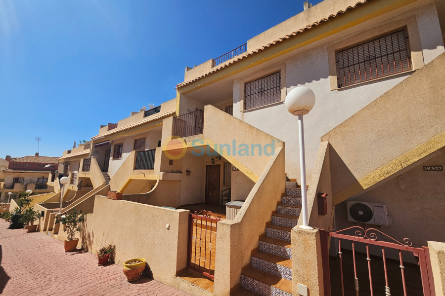 Resale - Apartment - La Zenia - Amapolas