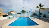 Använda fastigheter - Villa - Torrevieja - Los Balcones