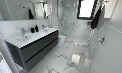 Använda fastigheter - Villa - Los Montesinos - La Herrada