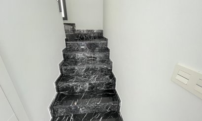 Använda fastigheter - Villa - Los Montesinos - La Herrada