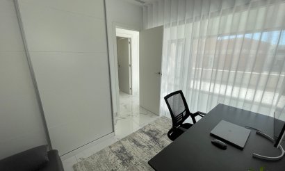 Använda fastigheter - Villa - Los Montesinos - La Herrada