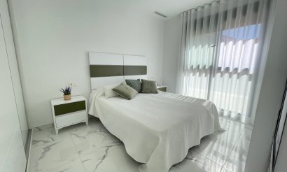 Använda fastigheter - Villa - Los Montesinos - La Herrada