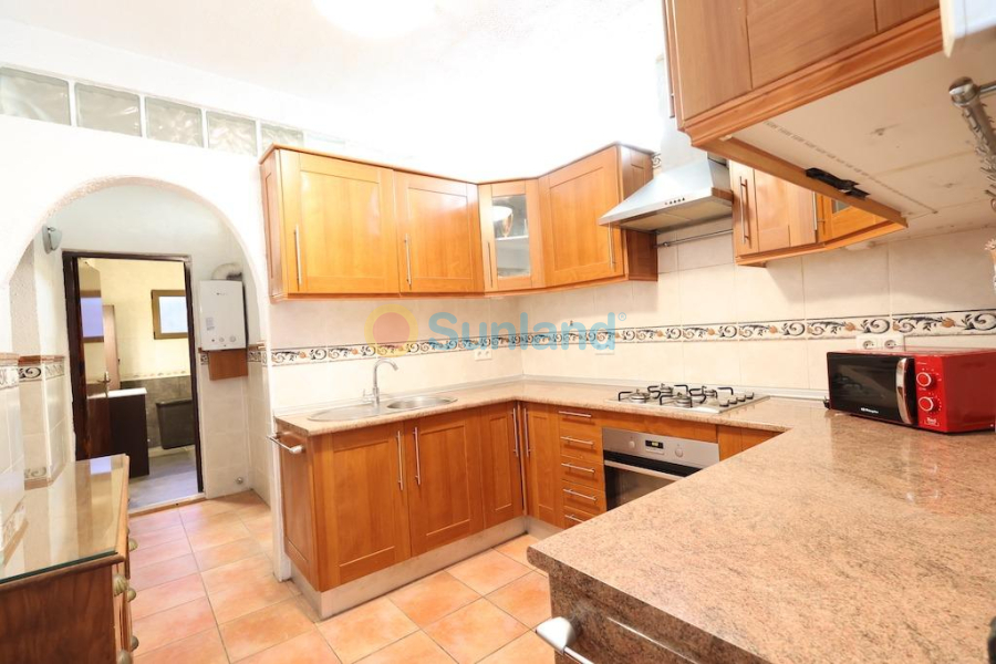 Resale - Villa - Crevillent - Crevillente