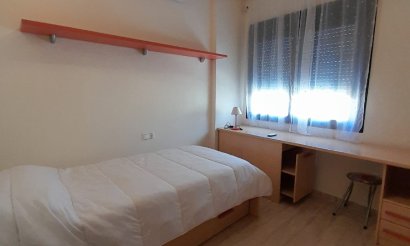 Resale - Townhouse - Ciudad Quesada - 