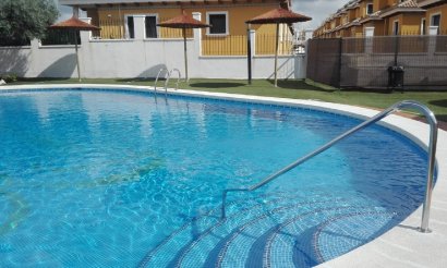 Resale - Townhouse - Ciudad Quesada - 