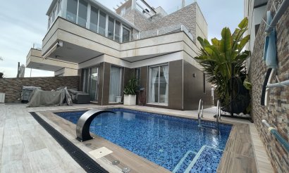 Segunda mano - Chalet - Ciudad Quesada