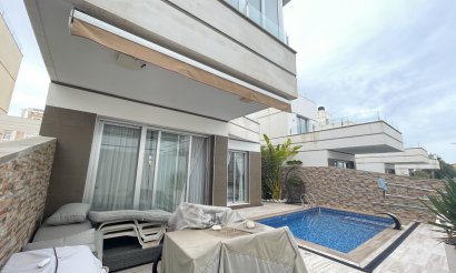 Segunda mano - Chalet - Ciudad Quesada