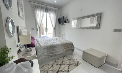 Segunda mano - Chalet - Ciudad Quesada