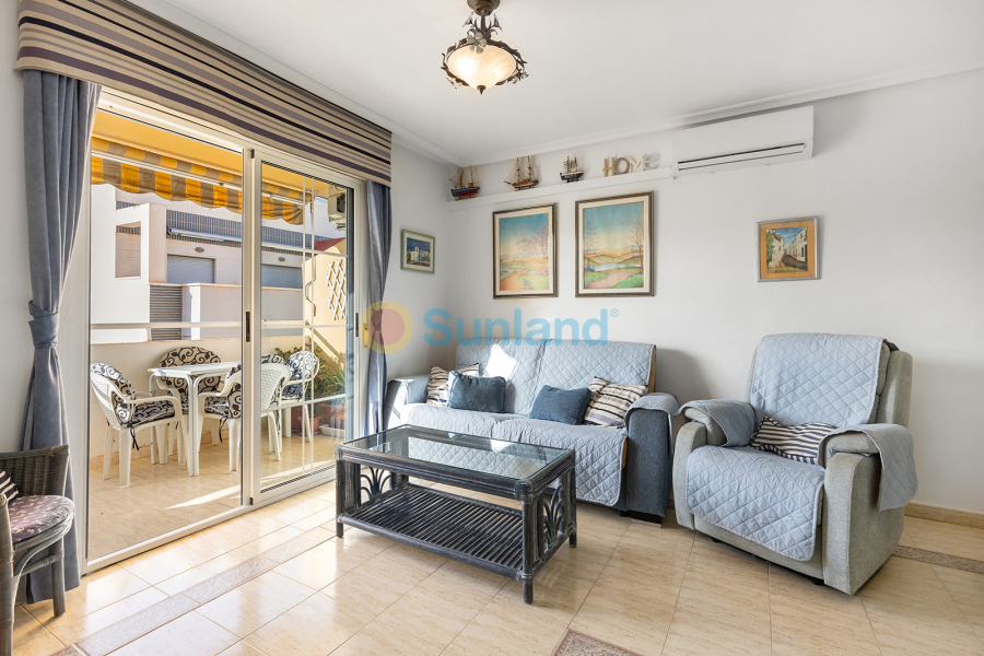 Resale - Apartamento - Torrevieja - La Mata