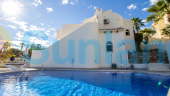 Resale - Villa - Orihuela Costa - Campos de Golf