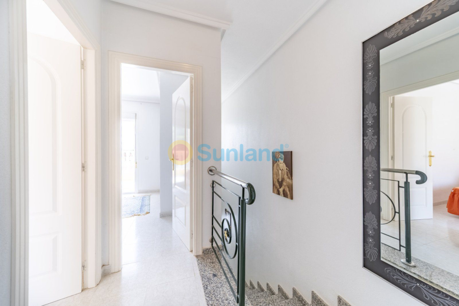 Använda fastigheter - Casa de Pueblo - Ciudad Quesada - Doña Pepa