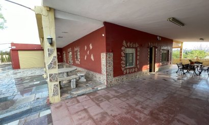 Resale - Villa - Crevillente