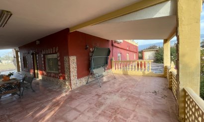 Resale - Villa - Crevillente