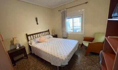 Resale - Villa - Crevillente