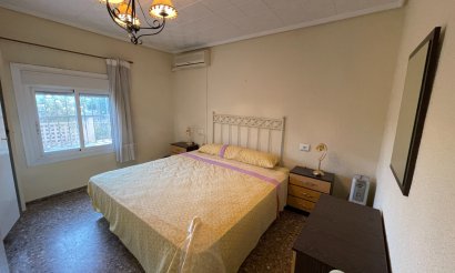 Resale - Villa - Crevillente