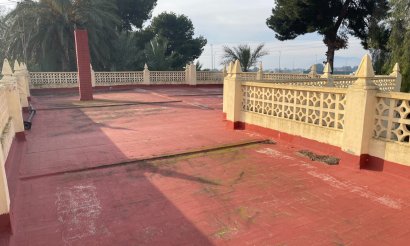 Resale - Villa - Crevillente