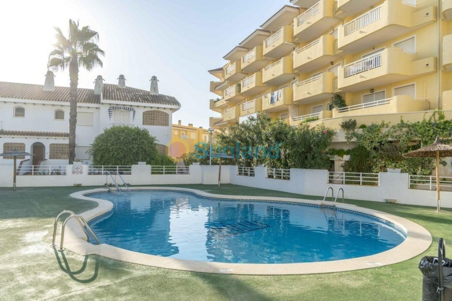 Resale - Terraced house - Orihuela Costa - Campoamor