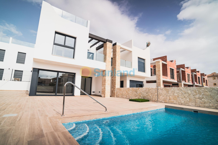Nueva construcción  - Chalet - Orihuela Costa - Punta Prima