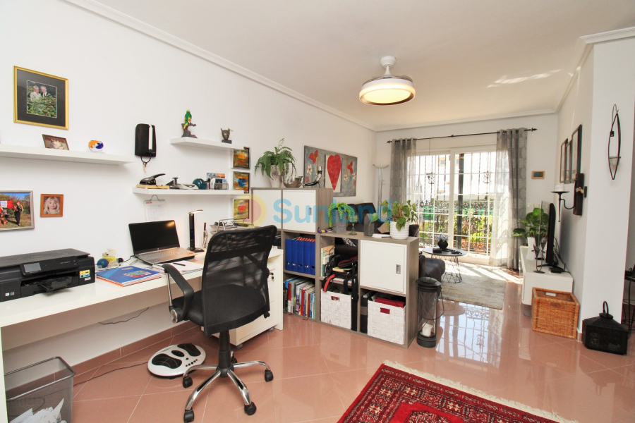 Resale - Villa - Villamartin - Los Dolses