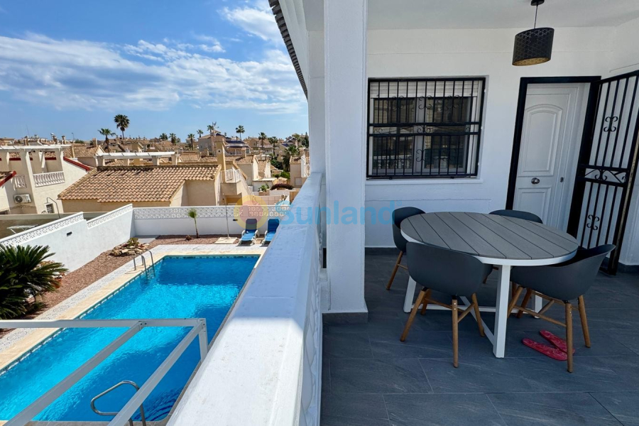 Segunda mano - Chalet - Torrevieja - Los Altos*