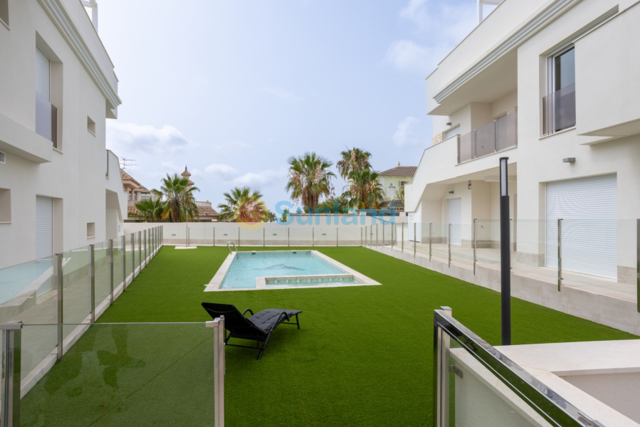 Verkauf - Apartment - Orihuela Costa - Villamartin