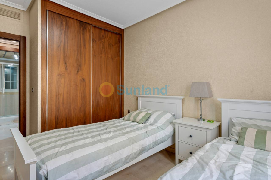 Använda fastigheter - Lägenhet - Cabo Roig