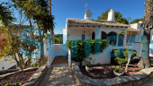 Resale - Villa - Orihuela Costa - Los Dolses