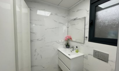 Resale - Villa - Benijofar - Center