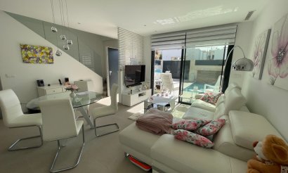 Resale - Villa - Benijofar - Center